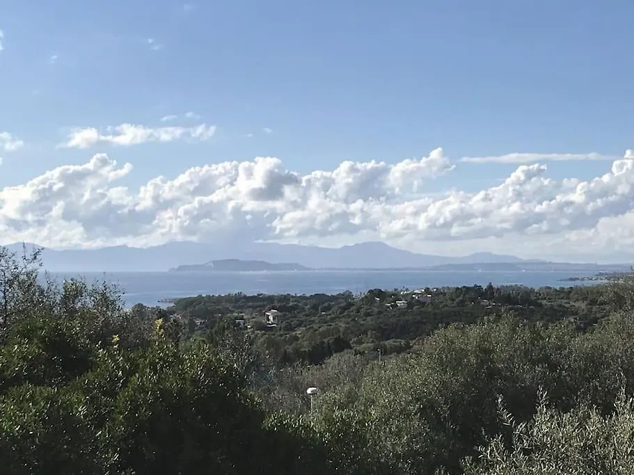 Holiday home Appartamento Ginepro Capitana Italy