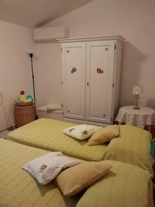 קפיטנה Appartamento Ginepro בית נופש